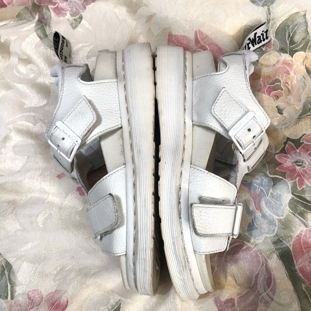 Dr. Martens Kamilah Leather Chunky Platform Fisherman Sandals sz 5 fit larger - Picture 11 of 14